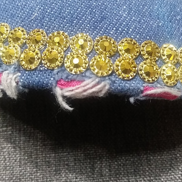 Denim Women's Adjustable Baseball Style Cap w/Butterfly Applique & Gold Accents - Picture 4 of 8